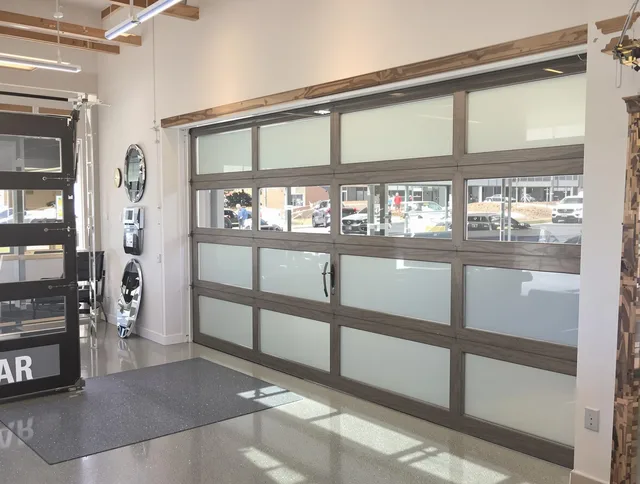 Custom Garage Doors in Kendale Lakes